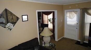 2nd image of 827 Valley Dr