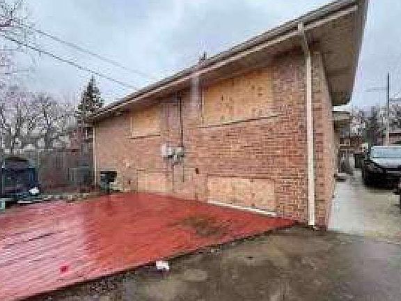 2nd image of 14719 Parkside Dr