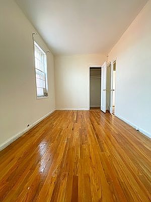 5th image of 2630 Ocean Ave #5