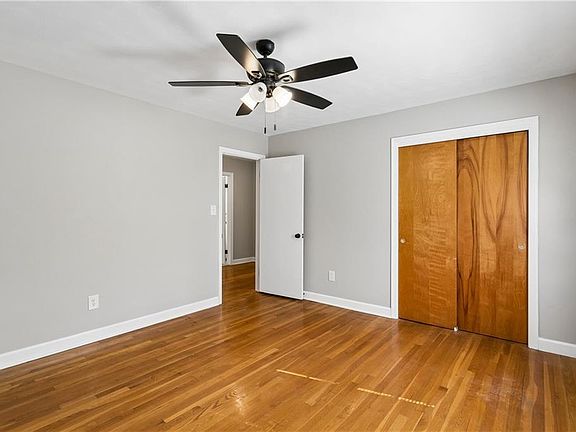 5th image of 200 Antietam Ct