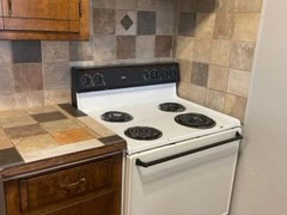4th image of 1309 Alpine St