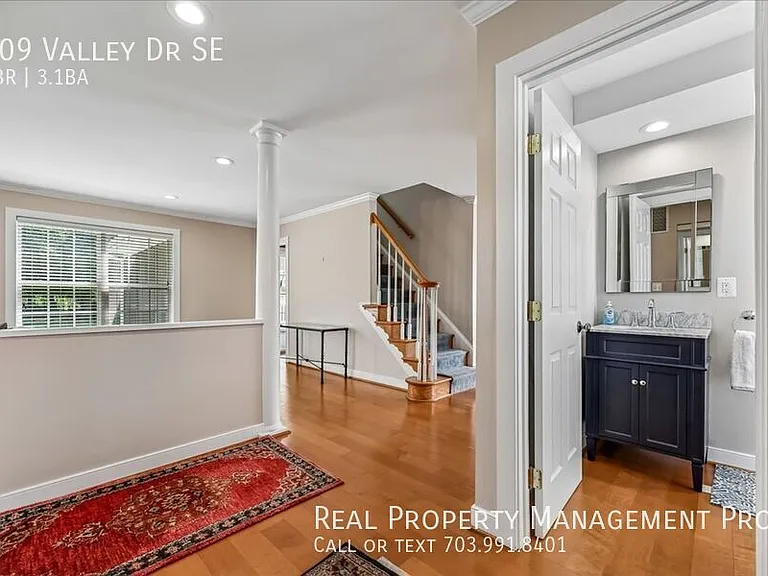 609 Valley Dr SE — Photo 6