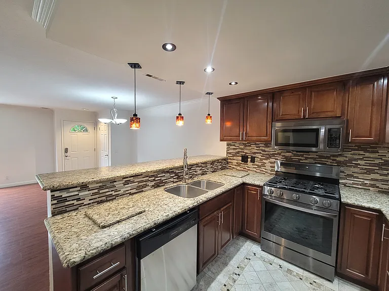 11076 Sharp Ave #C — Photo 3