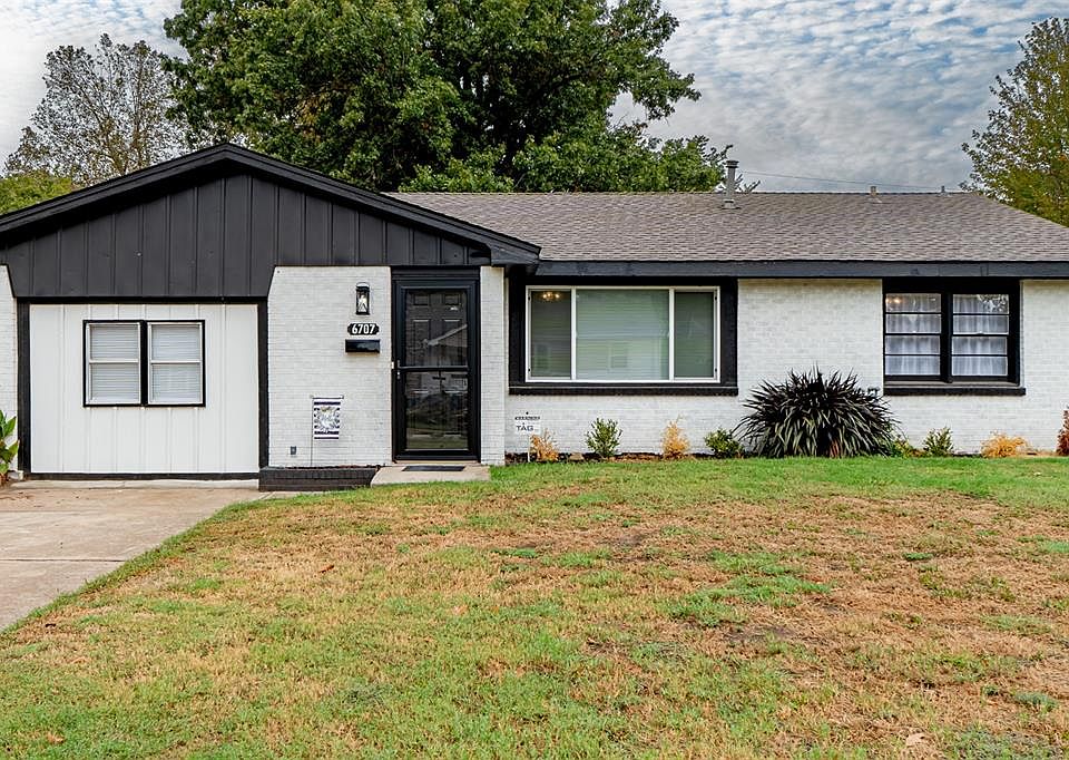 1st image of 6707 NW 30th Ter