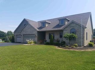 220 Cotswald Ct, Logansport, IN 46947