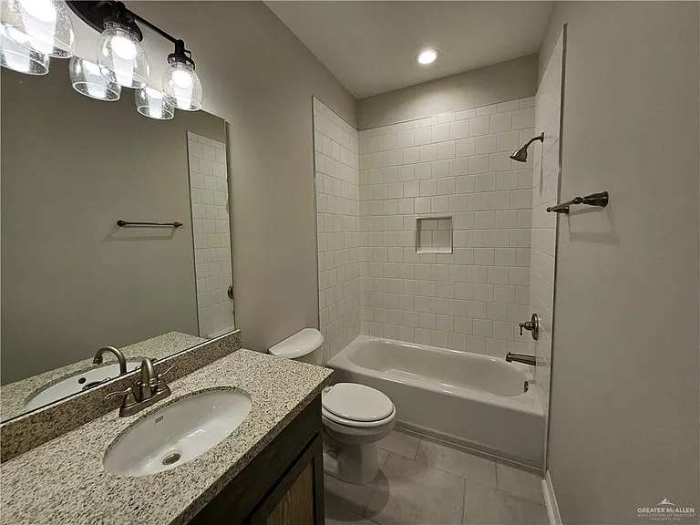3005 Grace St — Photo 11