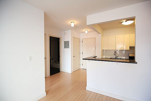 1st image of 1078 Fulton St APT 3C