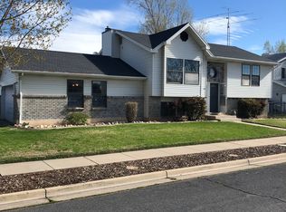 684 W 950 N, Clinton, UT 84015