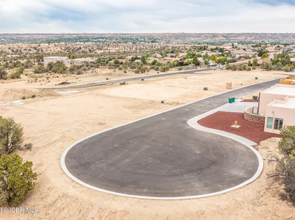 6734 Sandrock Ct, Farmington, NM 87402