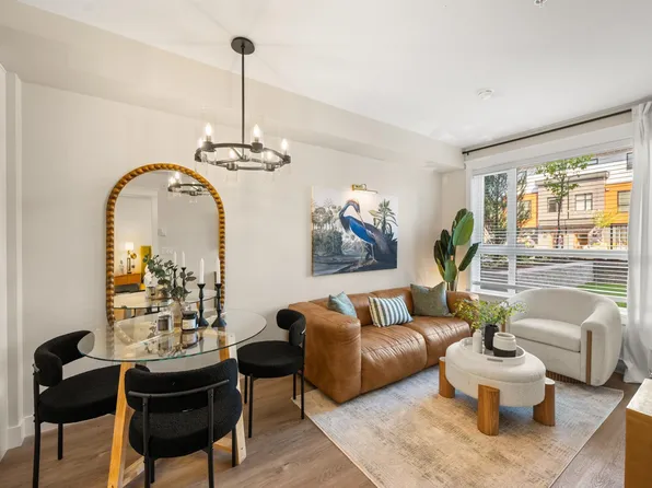 20926 83rd Ave #403, Langley, BC V2Y 1Y9