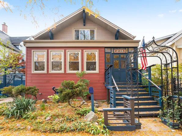 4125 W Addison St, Chicago, IL 60641