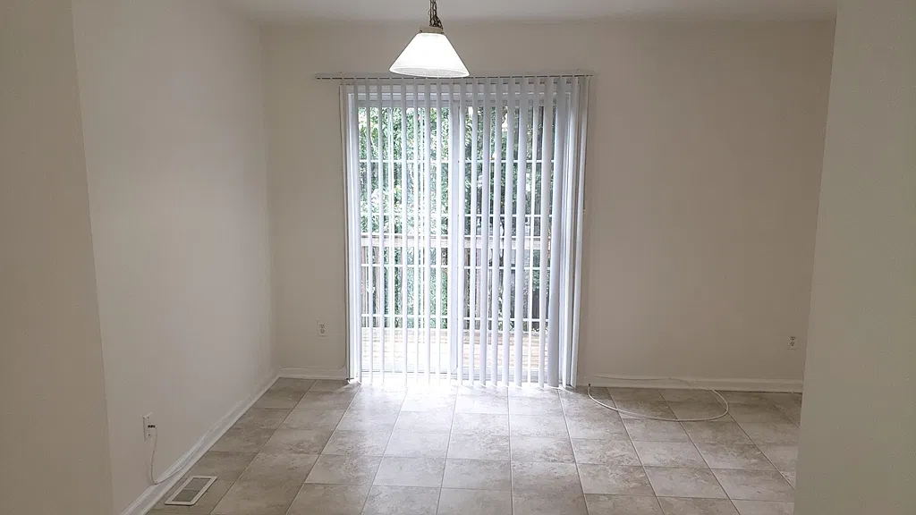 2 bed, 2.5 bath, $2,195 — Photo 3