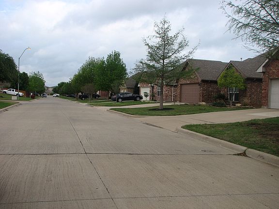 5th image of 6800 Stockton Dr