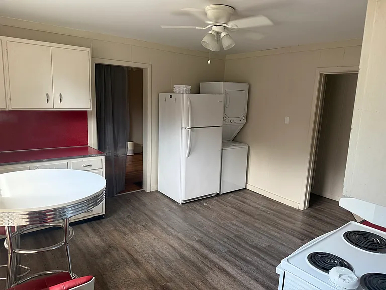 508 Ingleside Ave #A — Photo 6
