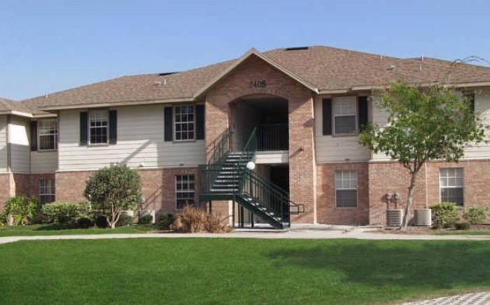 1st image of 1101 Cobblestone Cir