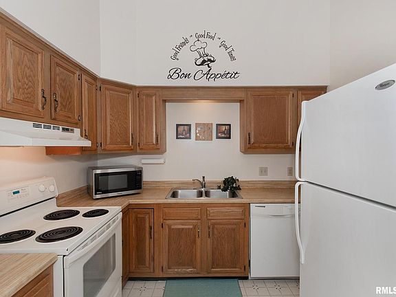 5th image of 4023 Lillie Ave APT 605