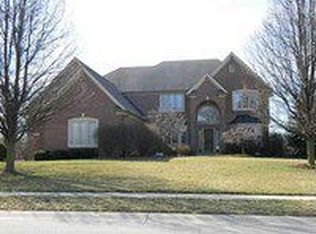5261 Comanche Trl, Carmel, IN 46033
