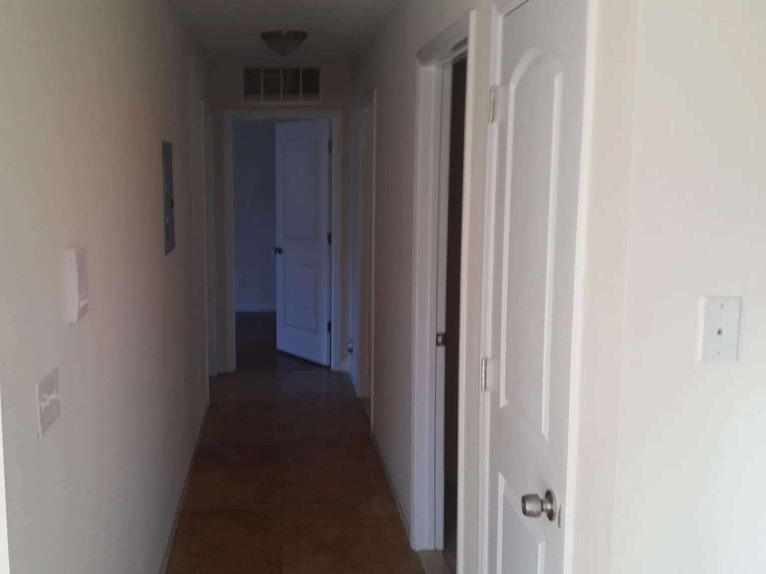 2 bed, 1500 sqft, $2,300 — Photo 3
