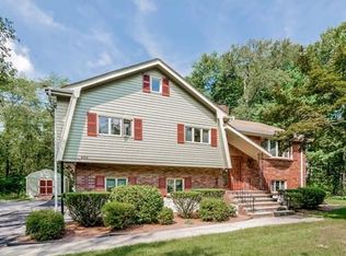 465 North St, Walpole, MA 02081