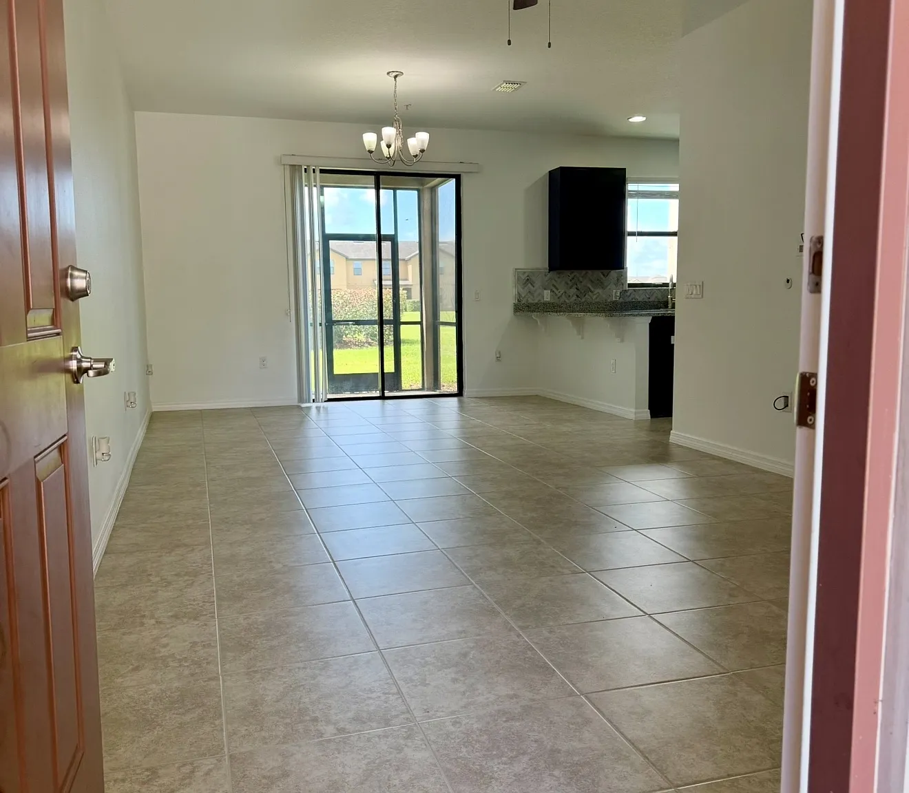 2259 Seven Oaks Dr — Photo 1