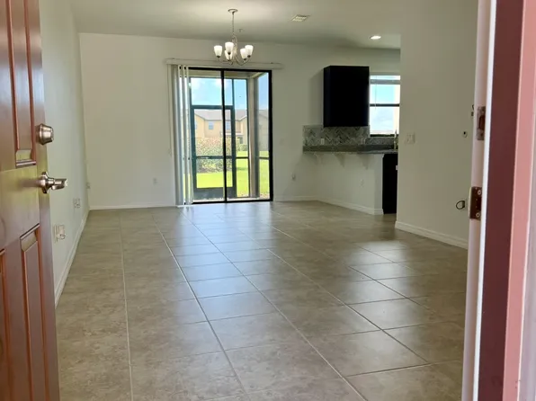 2259 Seven Oaks Dr, Saint Cloud, FL 34772