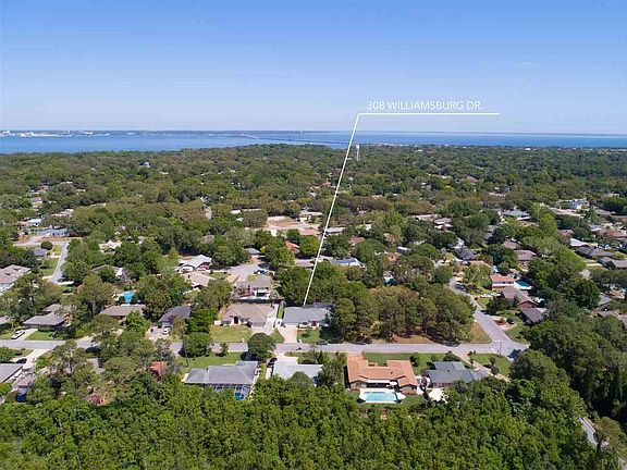 3rd image of 308 Williamsburg Dr