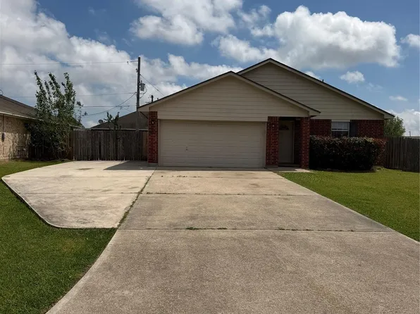 3402 23rd St N, Texas City, TX 77590