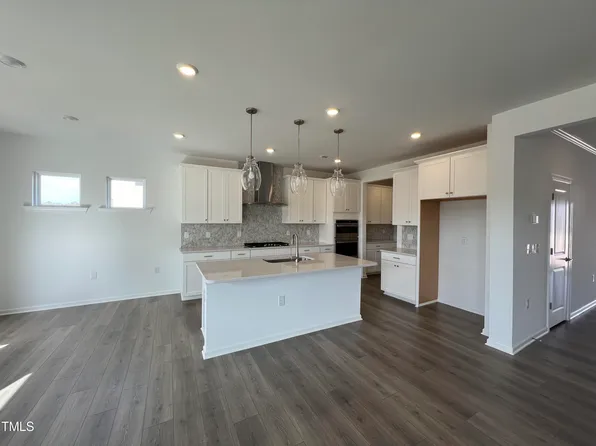 213 Longwall Dr, Holly Springs, NC 27540