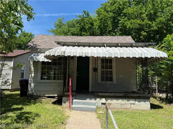1315 N 9th St, Fort Smith, AR 72901