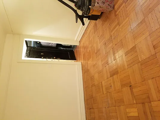 Rented by B Gans Management | media 11