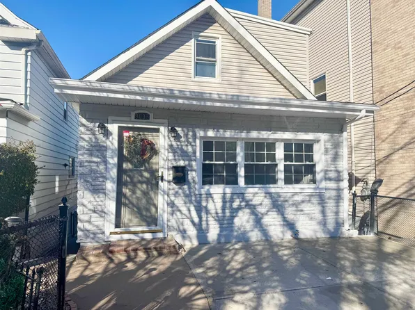 9005 Durham Avenue image 1 of 10