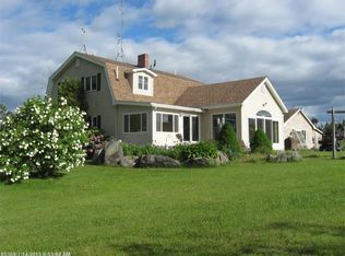 Point St, Columbia falls, ME 04623