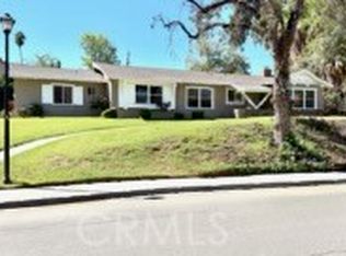 134 W Broadbent Dr, Riverside, CA 92507