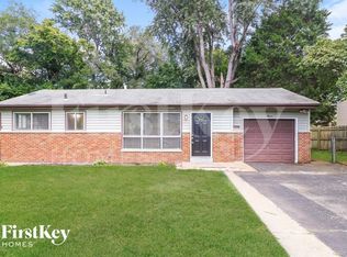 13 Montclair Ct, Florissant, MO 63033