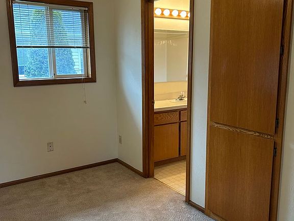 5th image of 2150-2152 NW Taylor Ave #2150