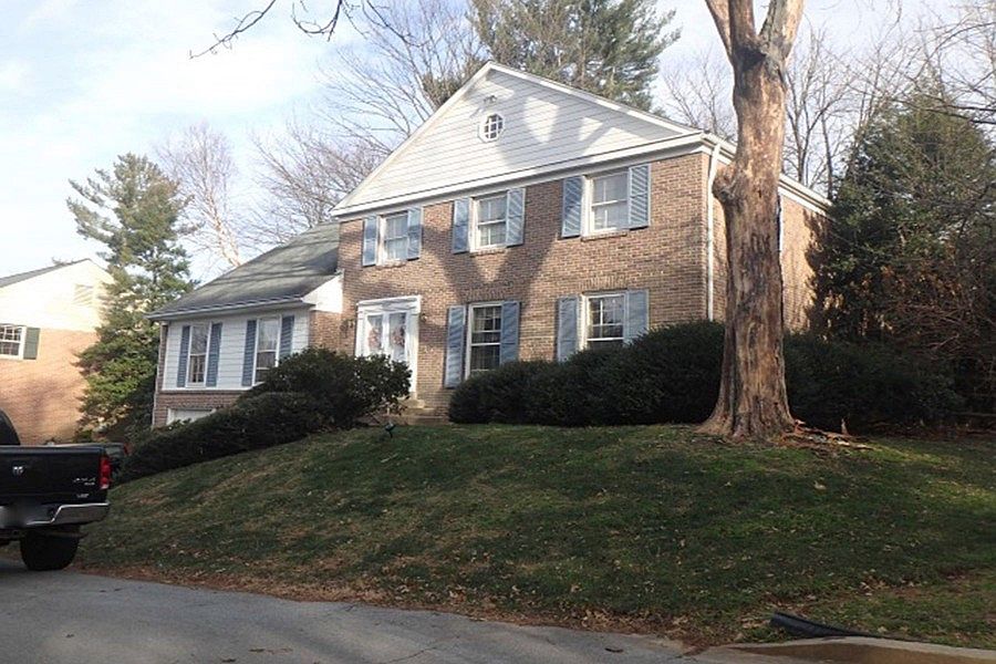 2nd image of 9805 Freestate Pl
