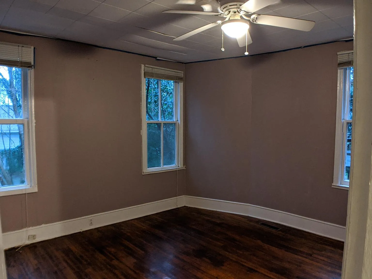 323 Orange St — Photo 3