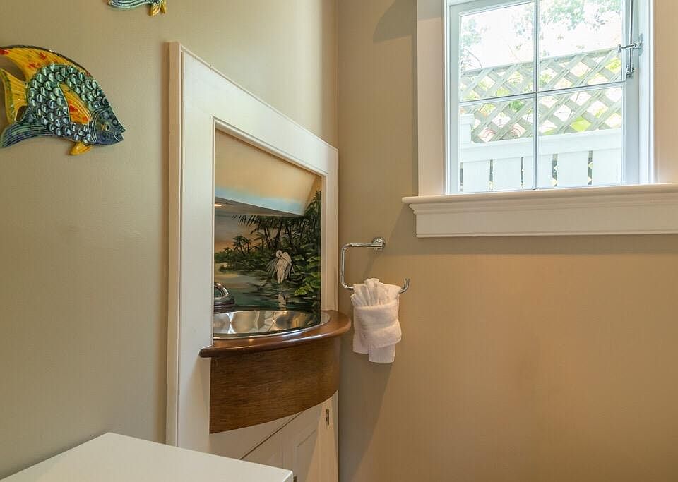 Powder room
