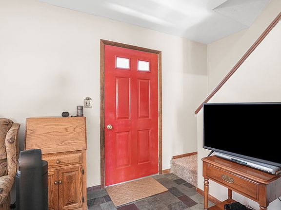 3rd image of 41 Morgan Rd