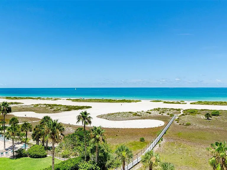 1250 Gulf Blvd #703 — Photo 3