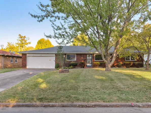 1932 S Westwood Avenue, Springfield, MO 65807
