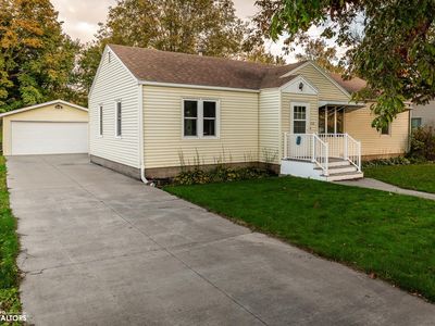 408 N Washington St, Conrad, IA, 50621