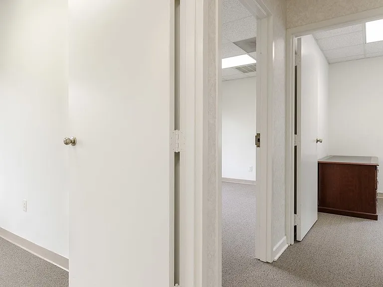 3705 Latrobe Dr #310 — Photo 8
