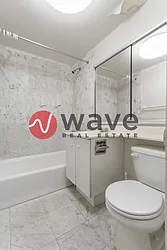 Rented by Wave Real Estate Group