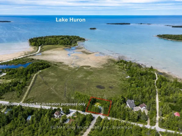 188 Bay St, South Bruce Peninsula, ON N0H 2T0