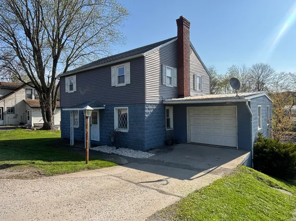 668 Washington St, Saint Marys, PA 15857