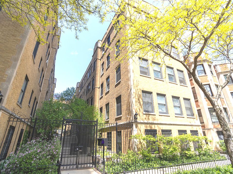 1st image of 626 W Waveland Ave APT 3E