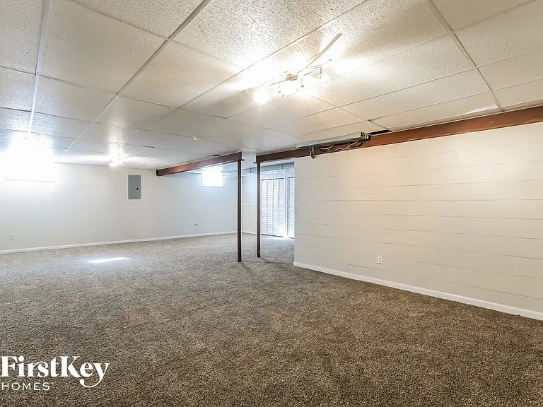 819 Trailway Dr — Photo 12