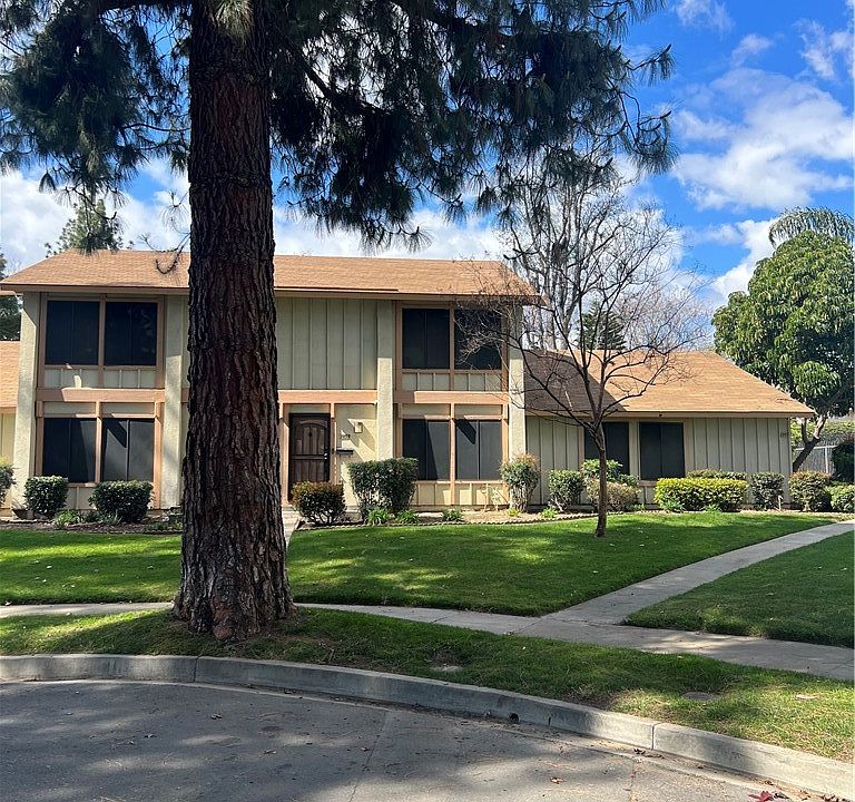 1st image of 1353 N San Diego Ave