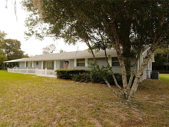 2nd image of 10820 Woodland Dr